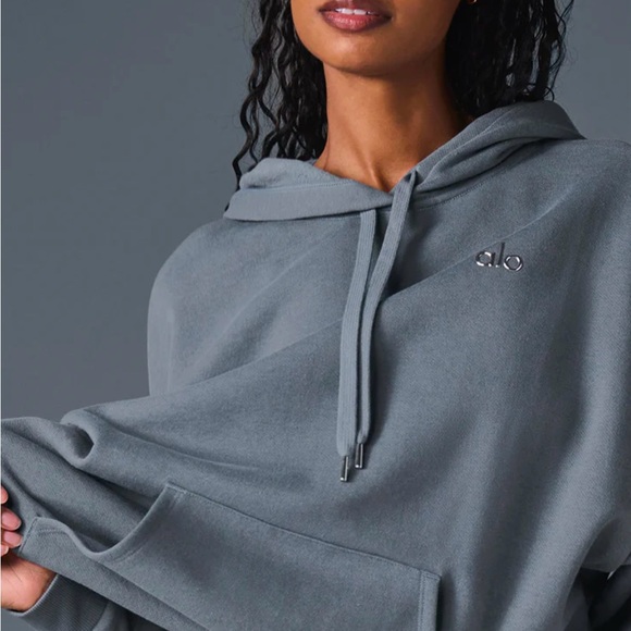 NWT ALO Accolade Hoodie Sweatshirt Size M Steel Gray - Picture 2 of 6